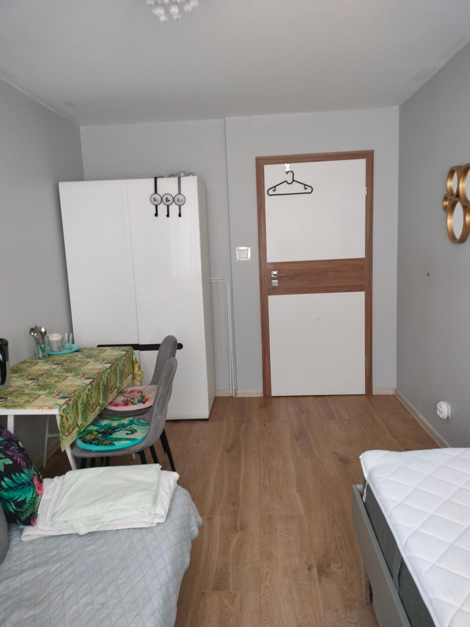New Rooms 3Km To Centrum 格但斯克 外观 照片