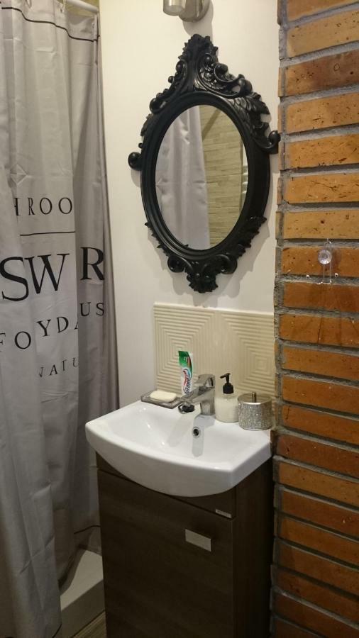 New Rooms 3Km To Centrum 格但斯克 外观 照片